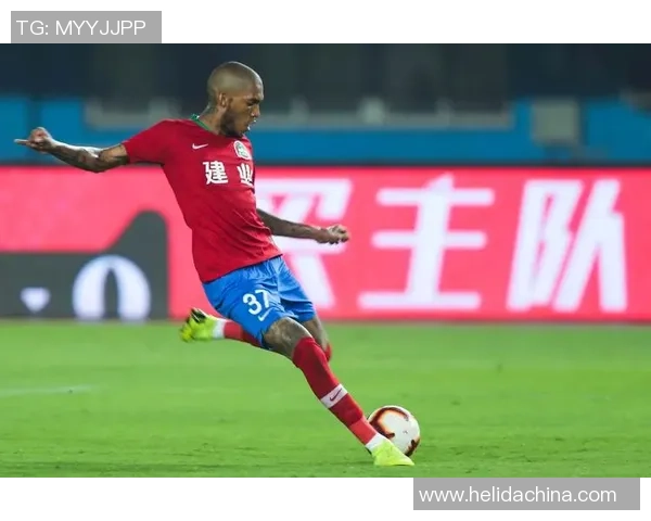 玩大了？媒体人曝中超球星丑事：竞赛前去见女友，回来满裤裆都是血